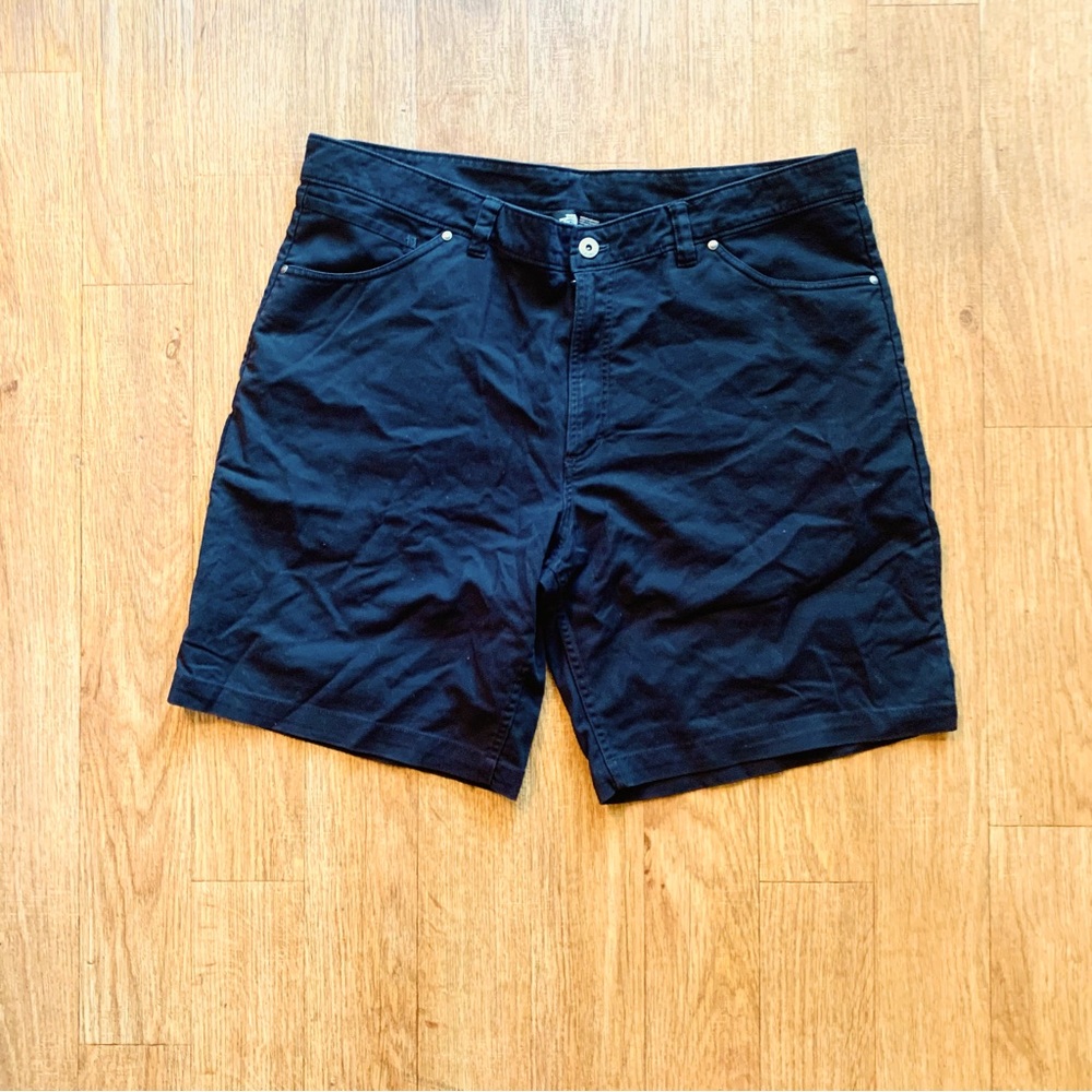 The North Face Shorts Mens Size 40 Black Outdoors Hiking 8” Inseam